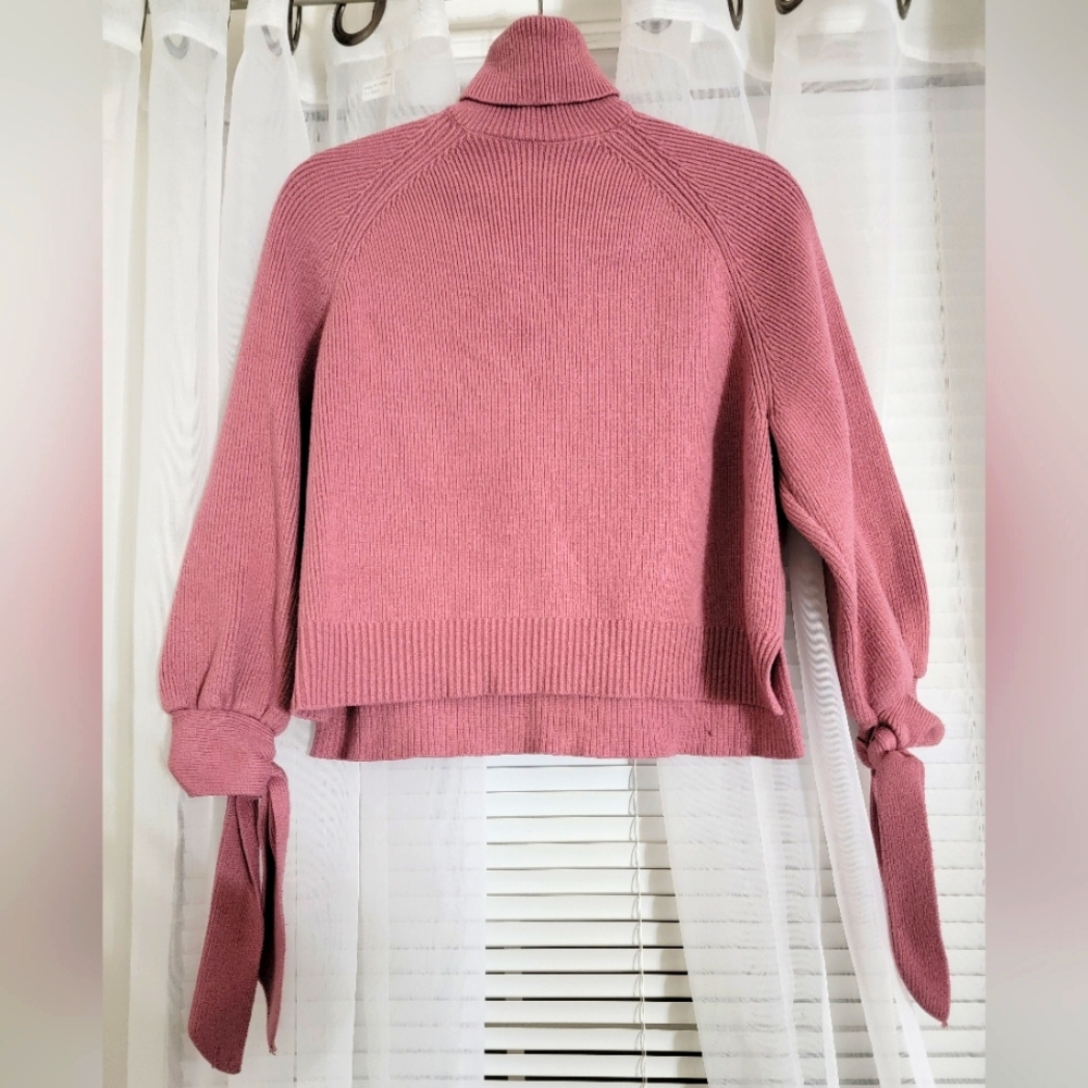 Zara Mauve Pink Sweater Size Small